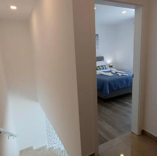 Maris 1 * Водице